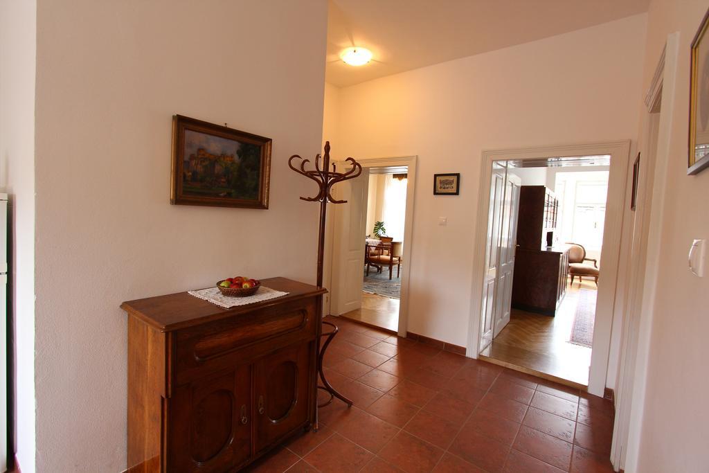 Penzion Jelen Vranov nad Dyjí Habitación foto