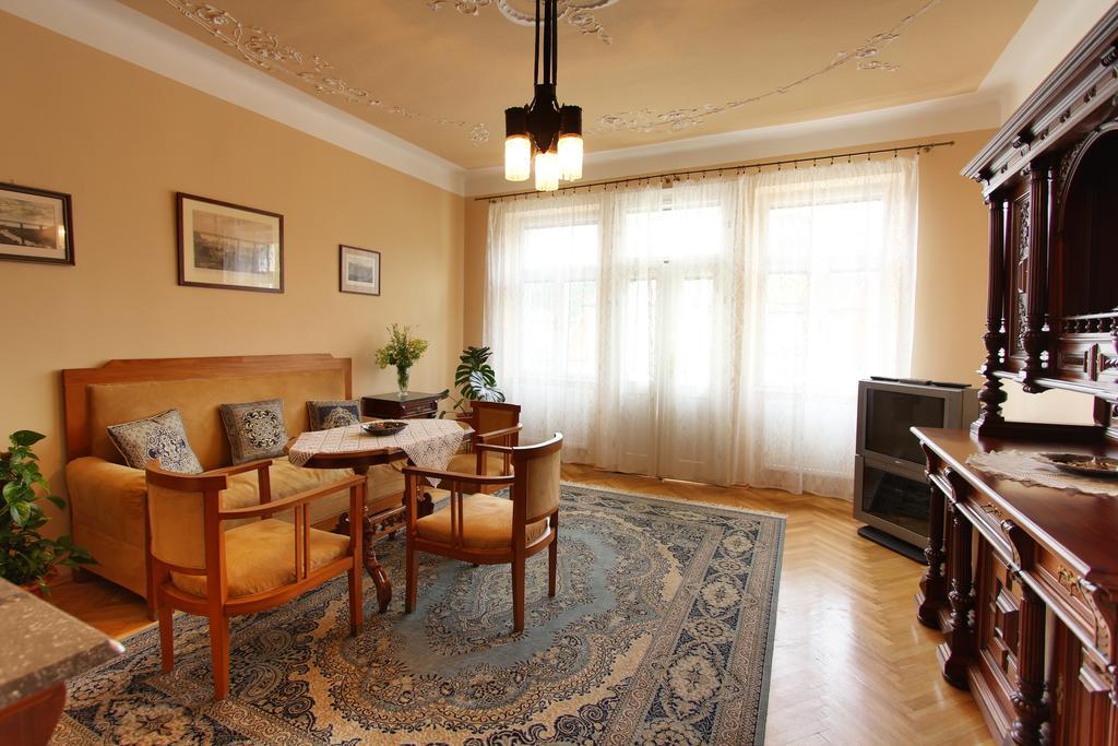 Penzion Jelen Vranov nad Dyjí Habitación foto